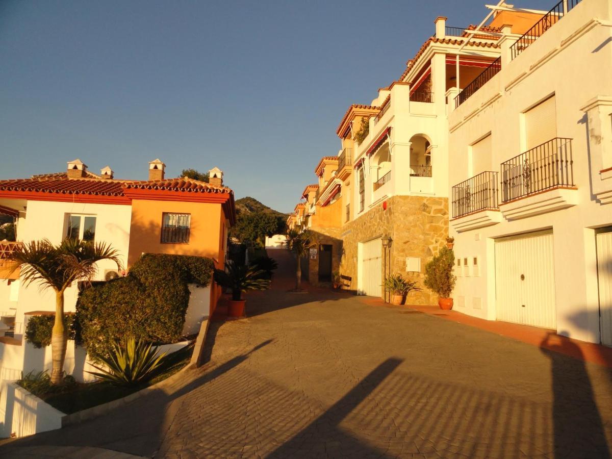 Spacious Family Villa Aljamar 8A Nerja Esterno foto