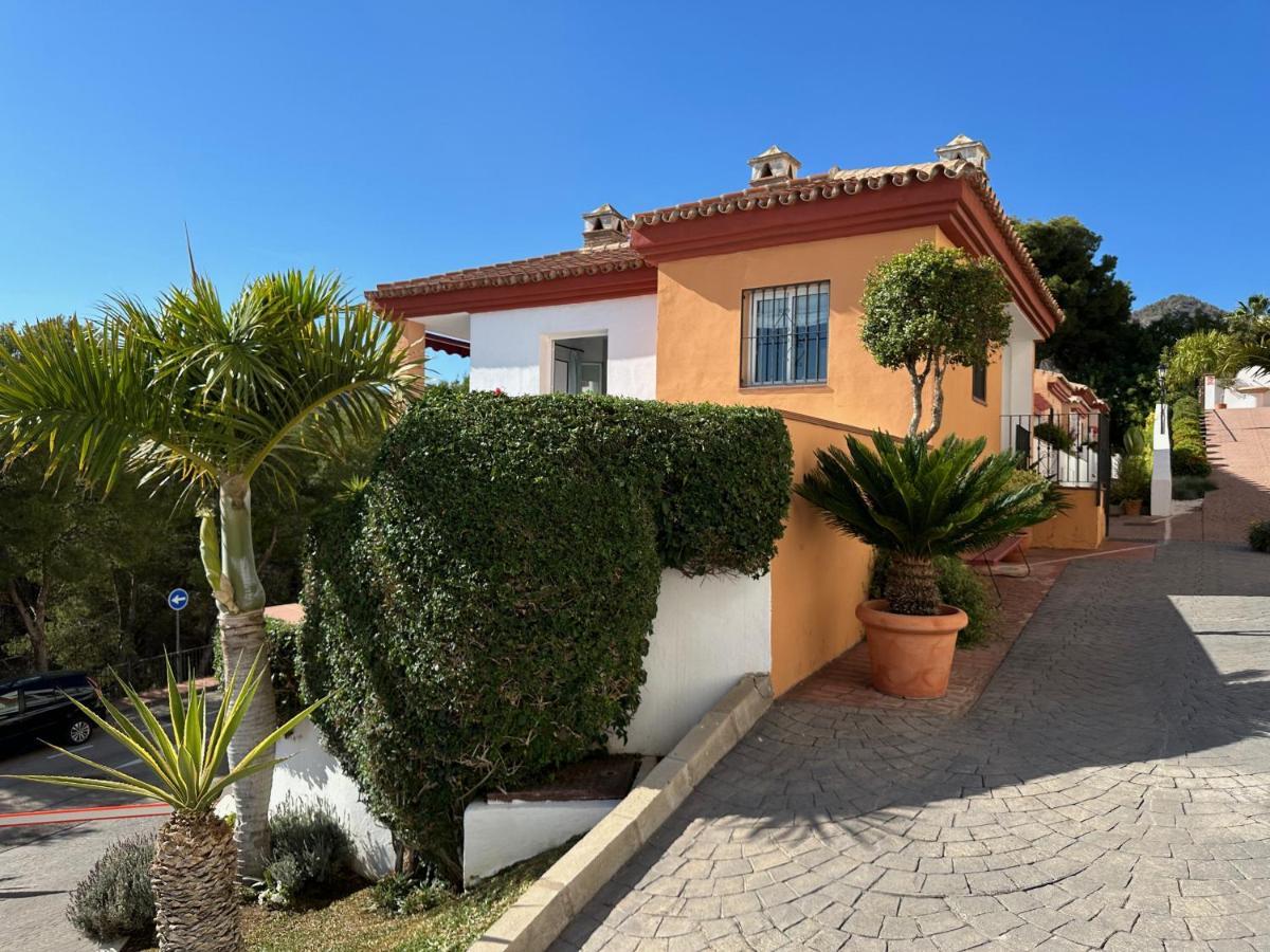 Spacious Family Villa Aljamar 8A Nerja Esterno foto