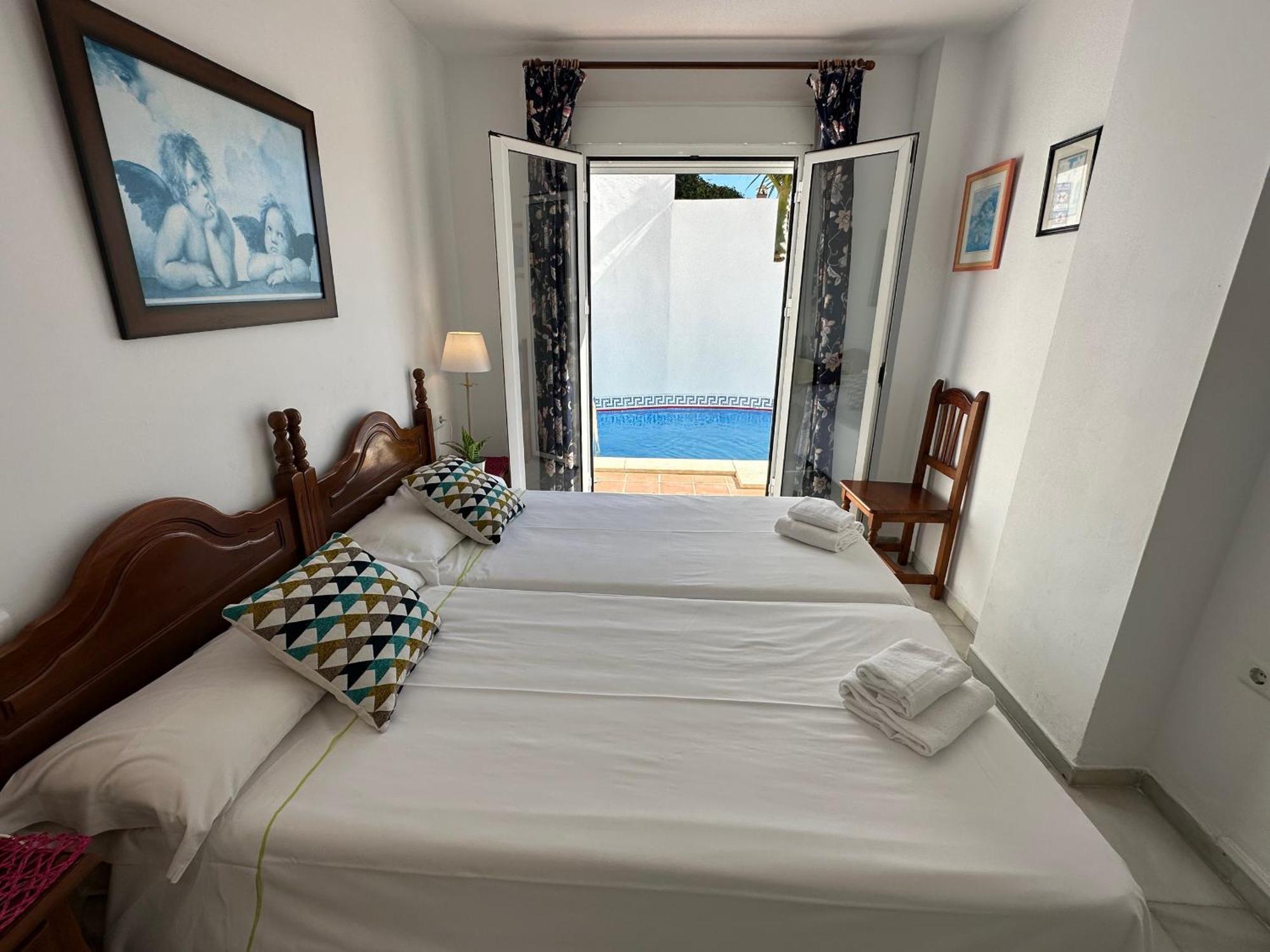 Spacious Family Villa Aljamar 8A Nerja Esterno foto